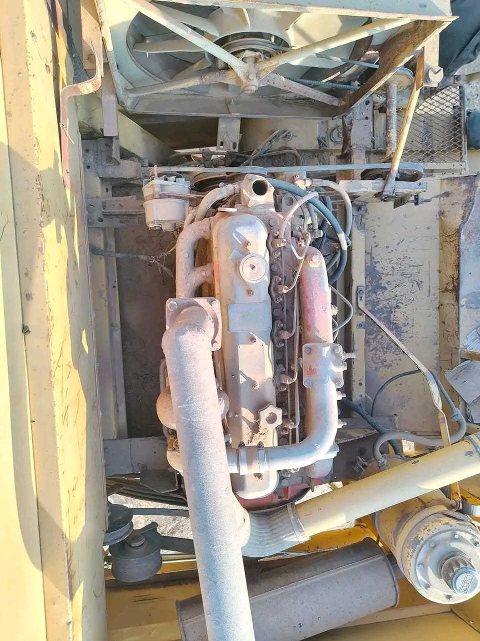 حاصدة نيوهولند موديل 1992
للبيع 
بشرط لا نفخ ولا صرف ولا بخار 
للاستفسار تواصل 
***********
