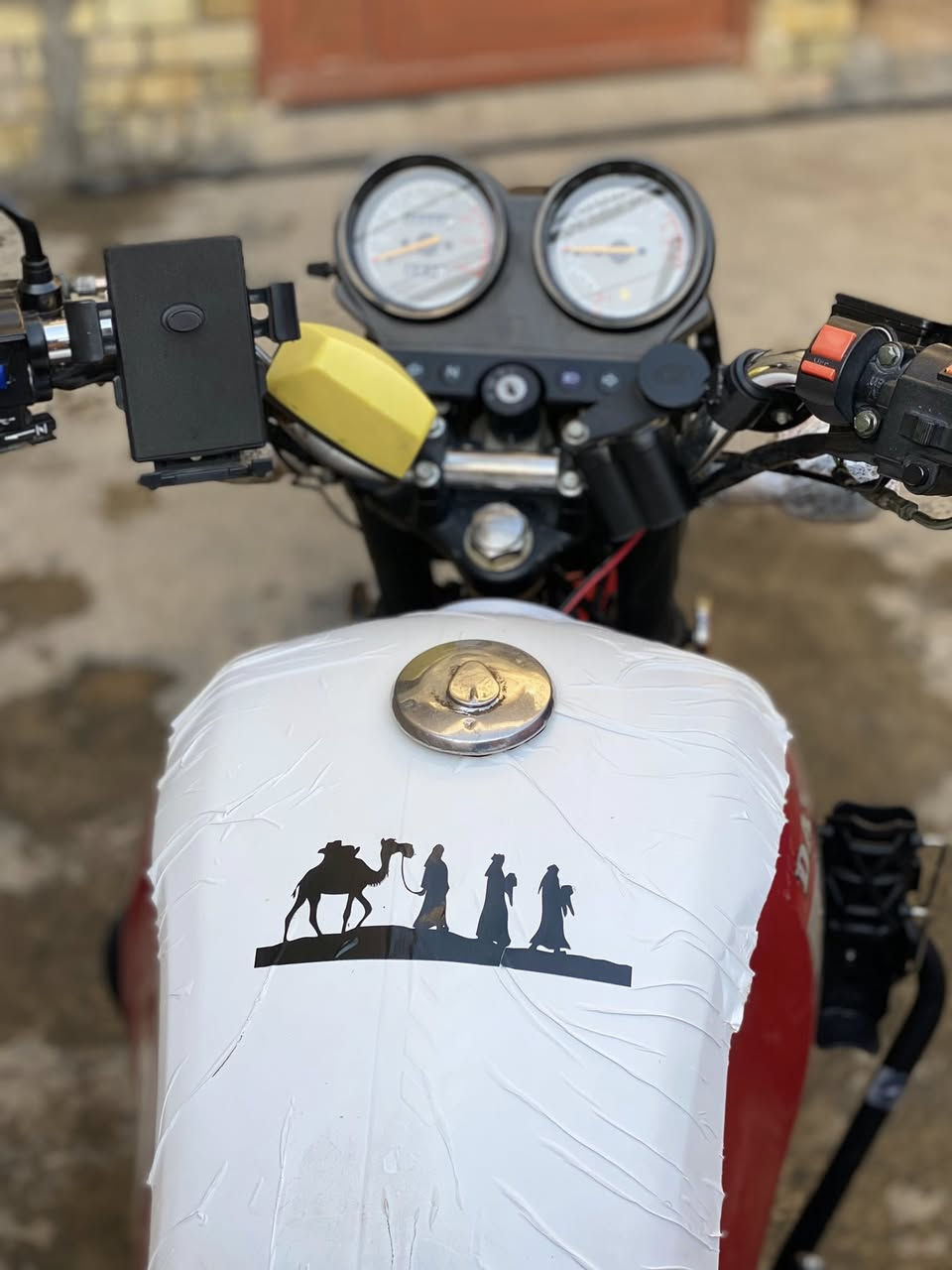 اسلام عليكم دايوان 22طالعه بل 23رقم وسنويه بسمي دراجه كفاله مكينه برغي ممفتوح بيهه دراجه خير من الله اروح ورجع بيهه الشغلي  ما مشتغله دليفري  معتني بيهه مكاني بغدادًب1950وبيهه مجال بسيط كلش رقمي ***********
