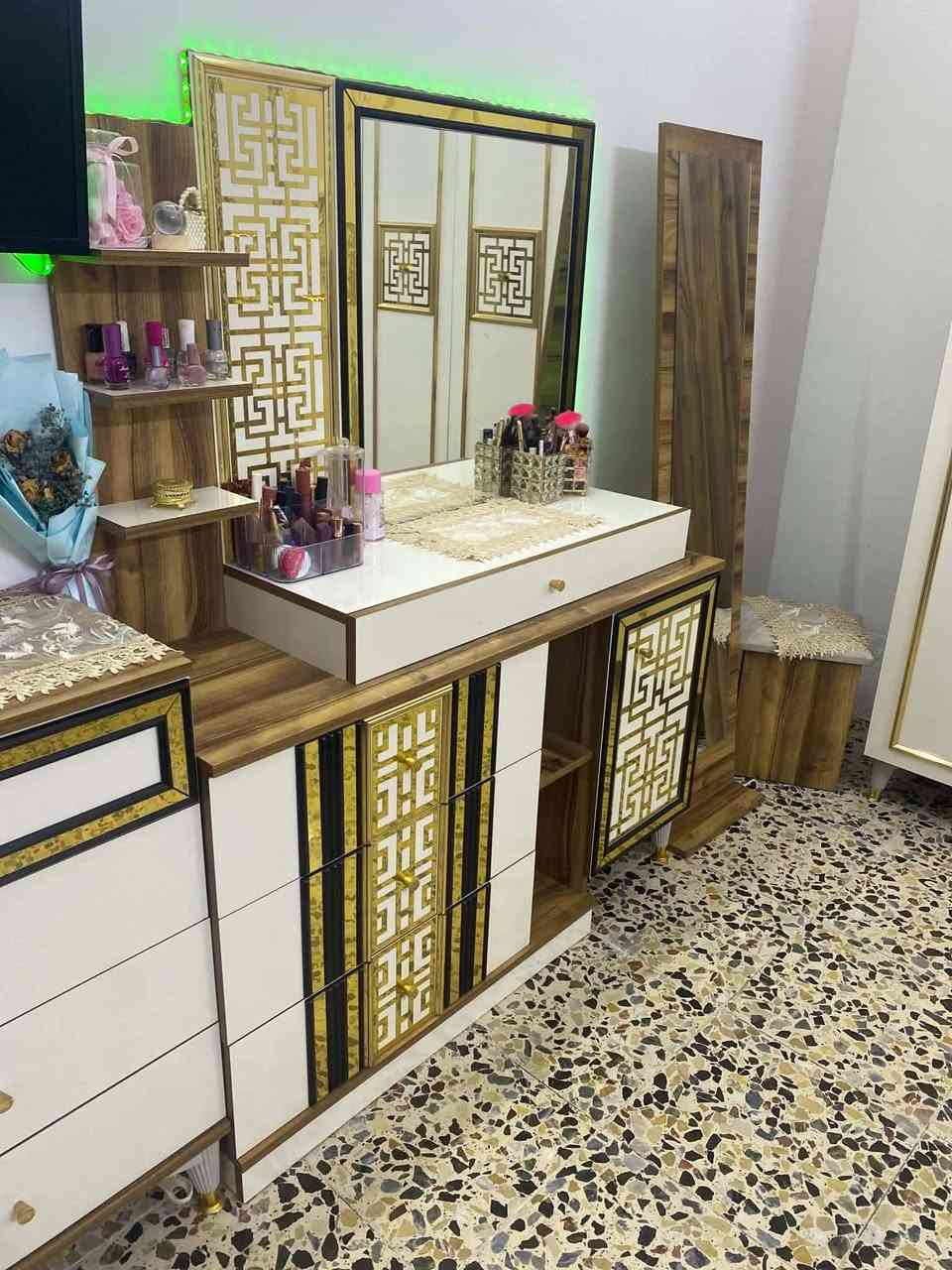 سلام عليكم غرفه نظيفه اختي الجديده نظيفه 100% غرفه هاي الراقيه اي سؤال الرقم مكان كربلاء ***********‬‏
