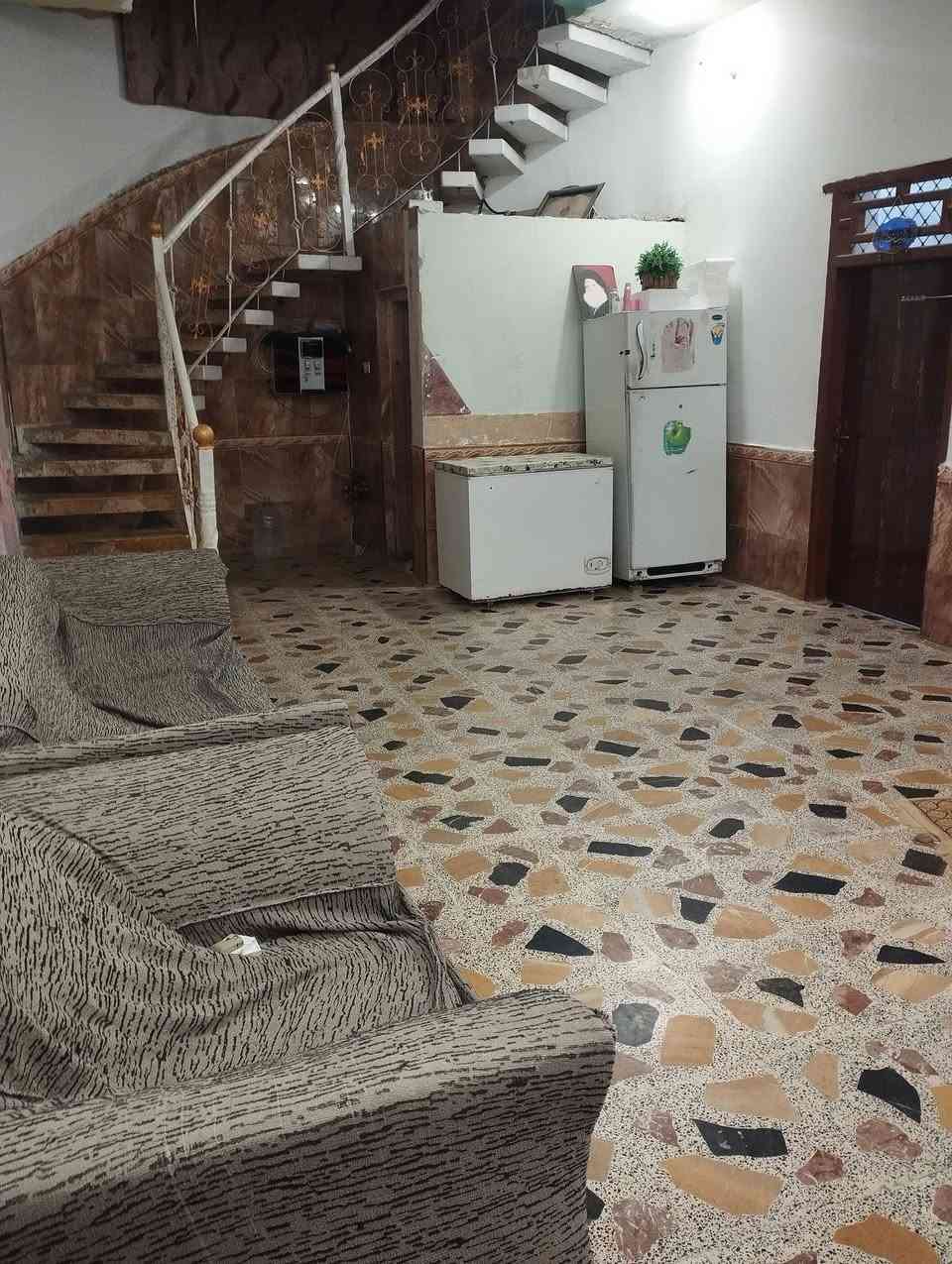 لبيع نصف دونم مع بيت بناء 200 طابقين مع مشتمل 100  زراعي سند 25 الماجديه قرب سيد جميل على الشارع ***********
