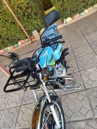 سيفان مرقم وسنوية انكليزي دراجه كلش نضيفه سلف تشيغل عن بعد  تايرات جدي...