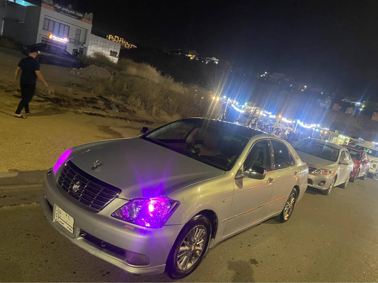 شاهینە بچوک بەچوک بڕاوە

٣ دوگمە گیرو مەکینەو تەقەو رەقەی بەشەرت

سلایت نیە پشتوپیشی کەپسە

سەقفی کال بەنەوەی هەیە بۆیاخە لەزگەی ppf ئەسلیم لیی داوە

تەبرید بەس غازی ئەویت

گیرو مەلینەو کارەبای بە شەرت

سەیارەکە مالی خۆمەو کەفیلی هەمو شتیکی ئەکەم

کۆدی بۆ کراوە

گۆرینەوەش ئەکەم لەسەر دل گرتن 

لە سلیمانیم
سعر ٤٣ گەلا
*********** السليمانية, العراق
