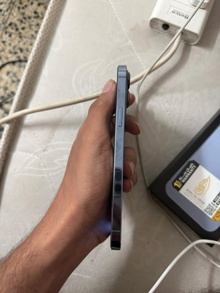 ايفون 13 برو ماكس ذاكره 256 بطاريه 78 جهاز اخو جديد مابي شخطه وحده نضافته 100/100 مايعبر هوه وتر بروف ممفتوح سعره 660 الف قفل مابي اي مجال كامل ملحقات بغداد اليرموك ***********اتصال هاتفي /واتس ***********
