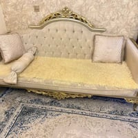 كنبة كلاسيك • مفروش • ميز تيفي