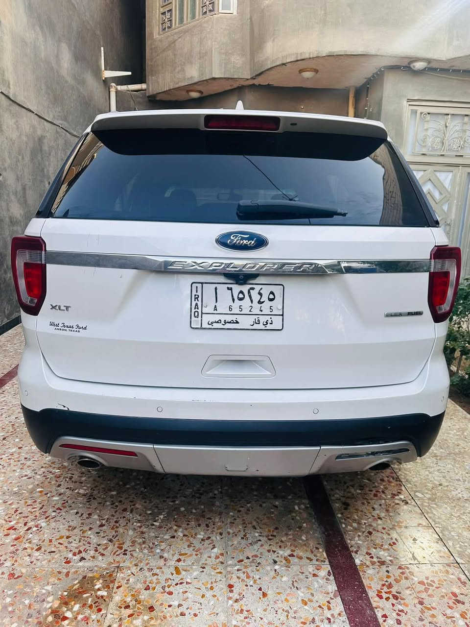 فورد اكسبلور ٢٠١٦
ضرر امريكا جاملغ وبنيد 

بدون ايرباك وبدون دواخل

السيارة كلش كلش نظيفة وحلوة

محرك  ٦ سلندر  

فور ويل  دفع رباعي 

رقم ذي قار  

مكان السيارة ذي قار 

السعر فقط  ١٥٨ وبيها مجال 

 

السيارة ما بيها دينار واحد مصرف لاني مسويلها إدامة كاملة من الدعامية 

للتواصل
***********
