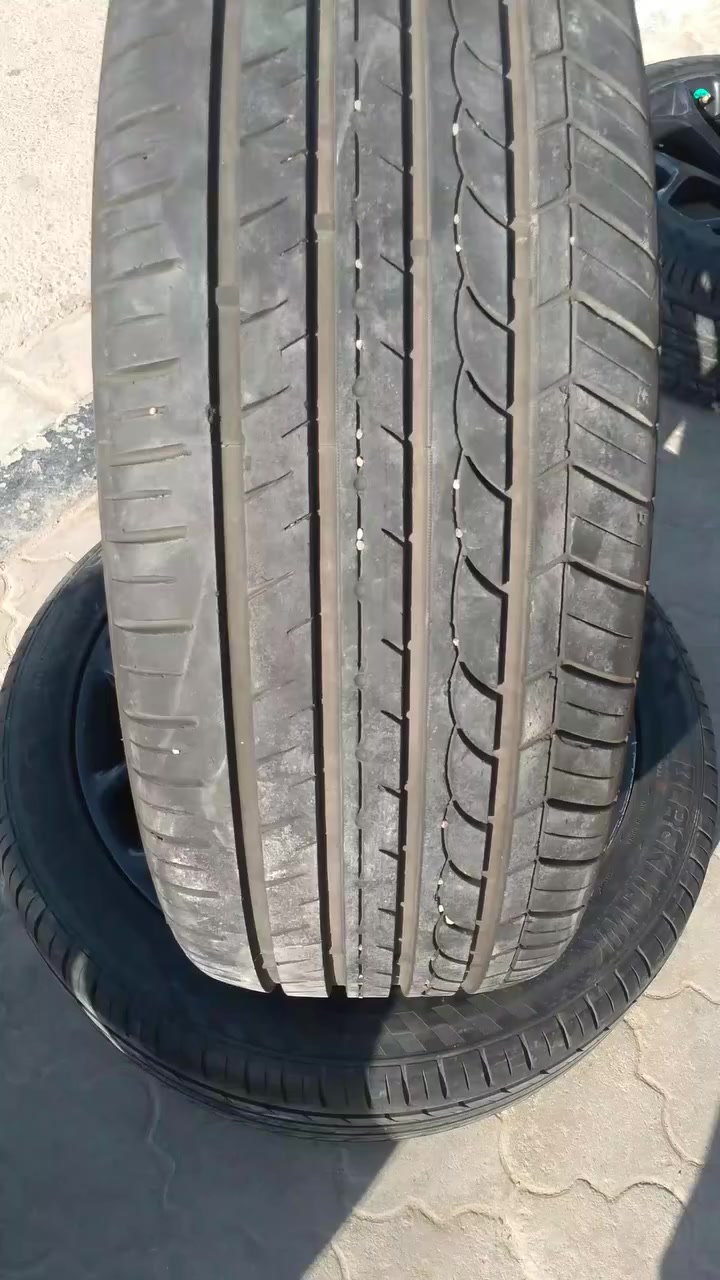 ويل حجم 20 لا فطر ولاعواج أصلي جديد بمعنى الكلمة وبيه تخم تاير جديد شوف العين كامل هوه وحساساته السعر 350 وبيه مجال بسيط جدا
مكاني البصرة


**إذا كنت صاحب هذا الإعلان وتريد حذفه لأي سبب، رجاءا أرسل رسالة إلى الدعم الفني**