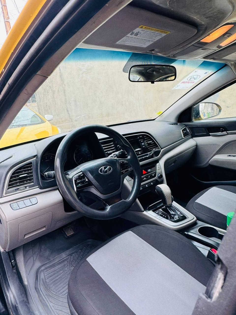 سلام عليكم انترا موديل 2017 سياره ليبر واحد حادثة الجاملغ تبديل قبل لصندوك  الخلفي بدون دواخل ولباقي كفاله من كلشي تخم تاير جديد صدر امامي خلفي تبريد تدفئه شغال مصفره هيه وغرامات سنويه 28 تحويل
مكينه كير خير من الله
السعر والاستفسار انتصل على الرقم
***********
