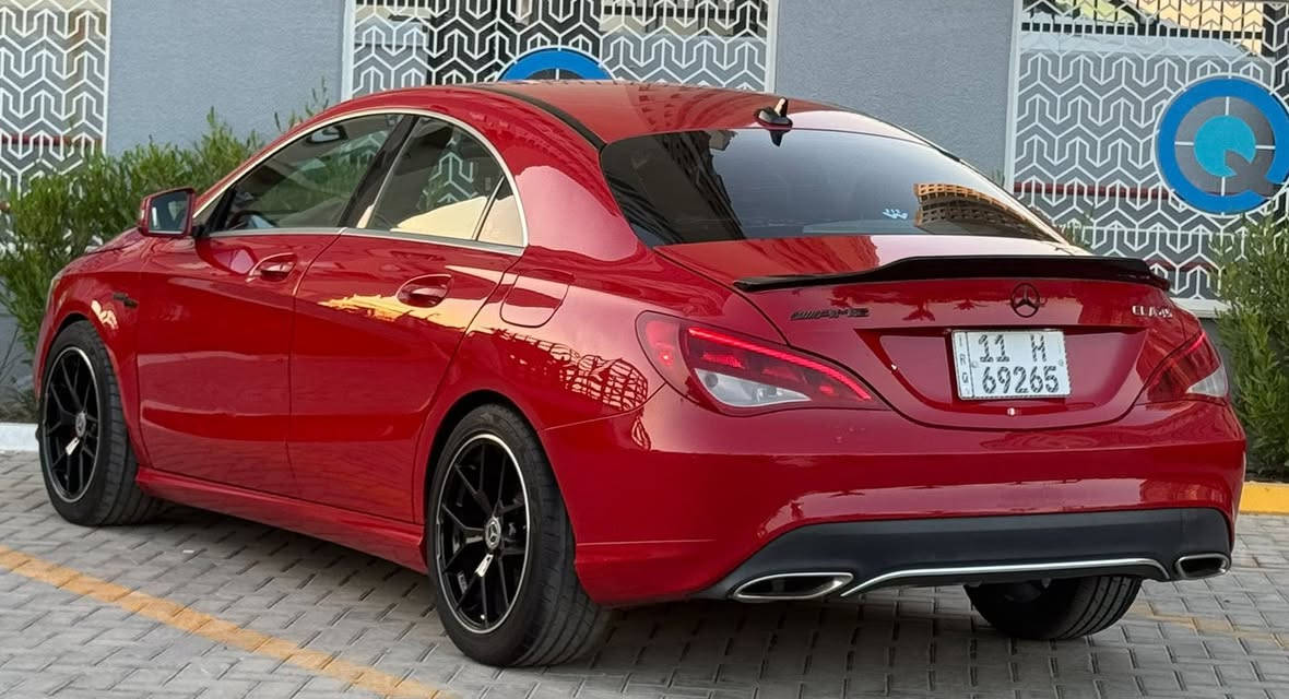 مارسدس لون احمر cla 2018 وارد امريكي كفاله عامه قطرت صبغ مابيه ماشيه 75 كيلو موصفات فول عده بنوراما داخل جلد ابيض سياره جديده مابيه اي نقص مكانها بغداد الدوره حي الصحه بيع او مراوس السعر 162 وبيه مجال بسيط
***********
