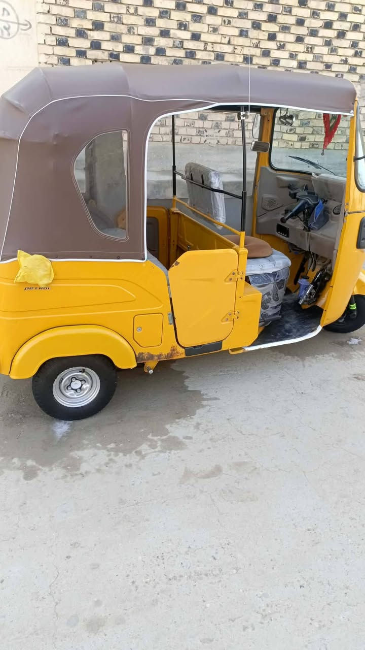 سلام عليكم تكتك البيع ٢٢شهر ١١ رقم تحويل ثاني يوم المكان غراف مكلف بل نشر ***********
