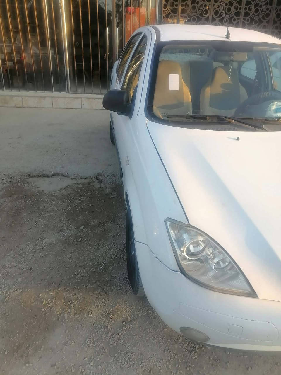 السلام عليكم ورحمة الله وبركاتة
طيبه للبيع موديل 2015 رقم وسط مشروع وطني السيارة بسمنه تحويل ثاني يوم سنويه ماصاقطه
كير ومحرك خير من الله  حداديه نضيفه يعني 90٪100السعر 40 وبيها مجال بسيط 
مكان السياره كربلاء الامن الداخلي   اني مكلف بل نشر 
رقم راعي السياره ***********
