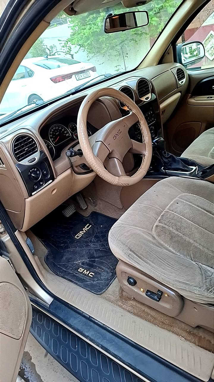 السلام عليكم للبيع انفوي موديل ٢٠٠٤
كير مكينة تبريد مكفولات 
ماشية ٧٠ كيلو حقيقي 

صبغ احزام اثر الجراد 
مقدمة ٤٥ وبل شهر ٣
السعر الكلي ١١٠ ورقة 
***********
