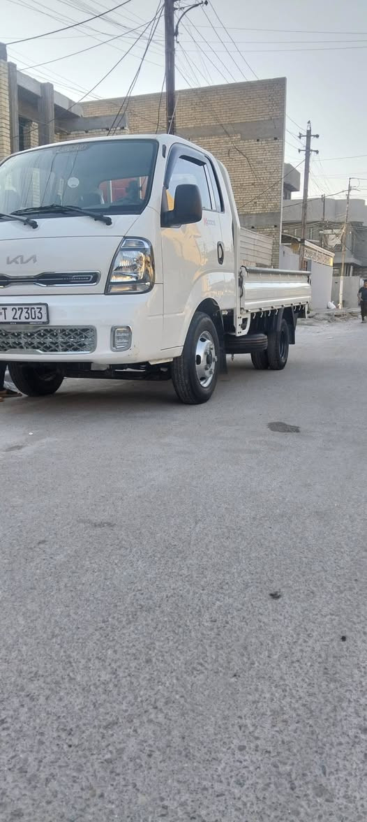 سلام عليكم سياره كيا فحل لبيع موديل 24 رقم بغداد بسمي كفاله عامه بيه طخه بل ربع فقط مكان بغداد المدينه السعر203.     ***********
