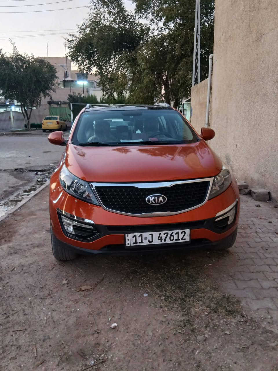 السلام عليكم كيا سبورتج ٢٠١٢ وارد خليجي السيارة مصبوغة اثر جراد بيها جاملغ رقم بغداد الدولي الجديد باسمي سيارة جاهزة تدفئة تبريد كير مكينة جاهزة الله شاهد مكينة ٢٠٠٠دوش المرغوب بانوراما السعر ١٢٢العنوان بغداد الزعفرانية هاتف ***********

