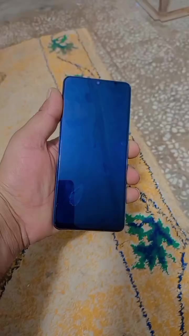 جهاز اخ جديد سعره 100 وبي مجال جلكسي A32
للتواصل واتساب ***********
ومازنجر
