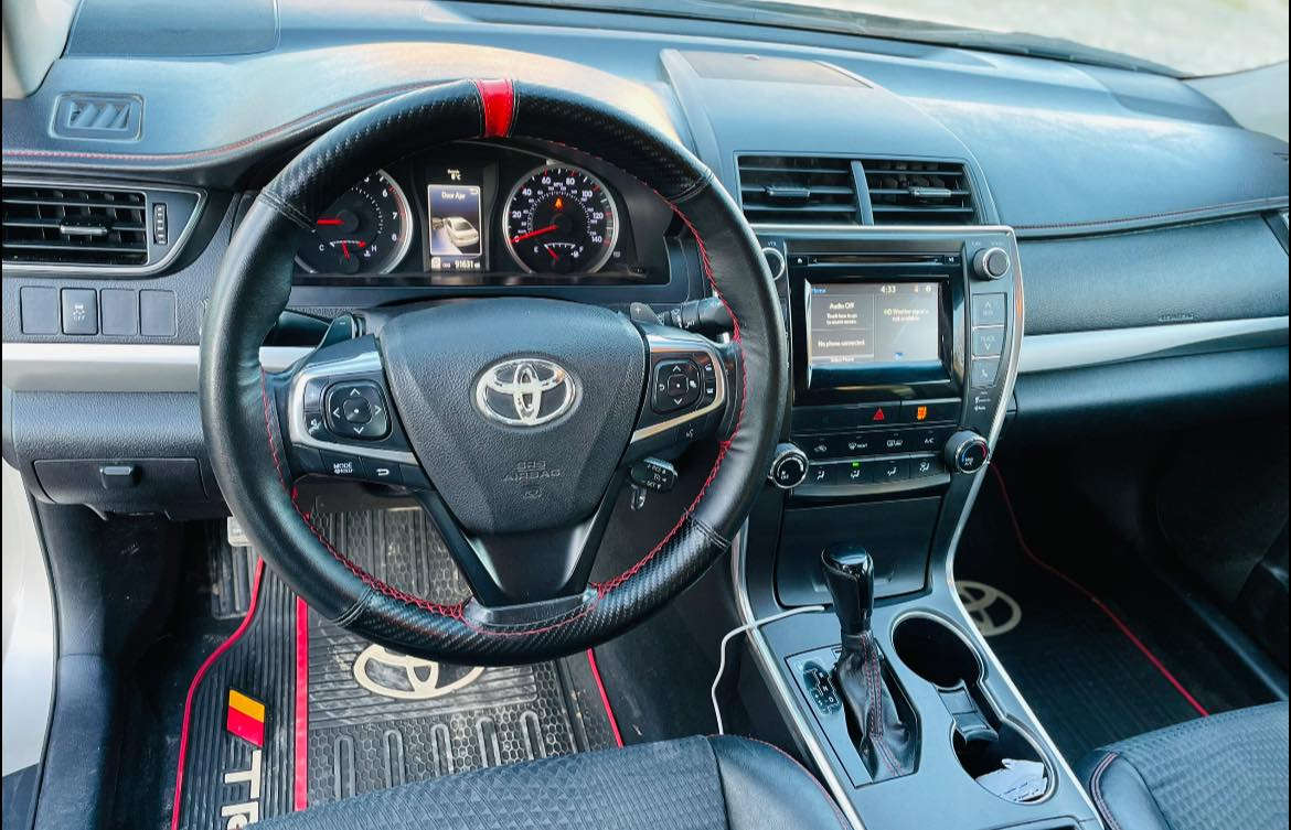 السلام عليكم 
كامري 2015 se ماشية 91 سليمانية سنوية جديدة لل 29
كير محرك شرط حجر صالنصة شركة ايكو شغال
كشانة كهرباء كشانة جلد شفتات ب ستيرن كامرة خلفية
ضرر (بونيد وجاملغ تبديل تجاري بدون شواصي) 
بدون حالوب صورة الضرر بالمنشور+سونار
السعر 150 وبيها مجال
العنوان الشرقاط اسديره رقم الهاتف ***********
