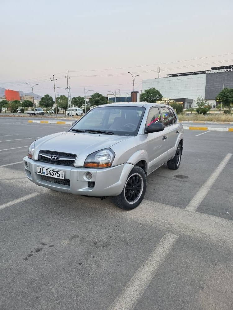 هوندا تکسون 2009دوبەی
گیرو مکینە و توند توڵی بە شرت تە بریت و کارە بای هە موی بە شە رتە سە خفو لیدراو بە شرتە 42مجال سە و داشمان هە یە بە شتیک بە دڵمان بێ
*********** واتس اب لە سەرە رانية, السليمانية
