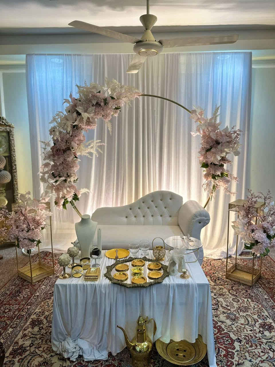 الف مبروك للحجز والاستفسار مراجعه قاعة. الاميرات أو  واتساب معا خدمه الشد والنقل والتوصيل ***********
