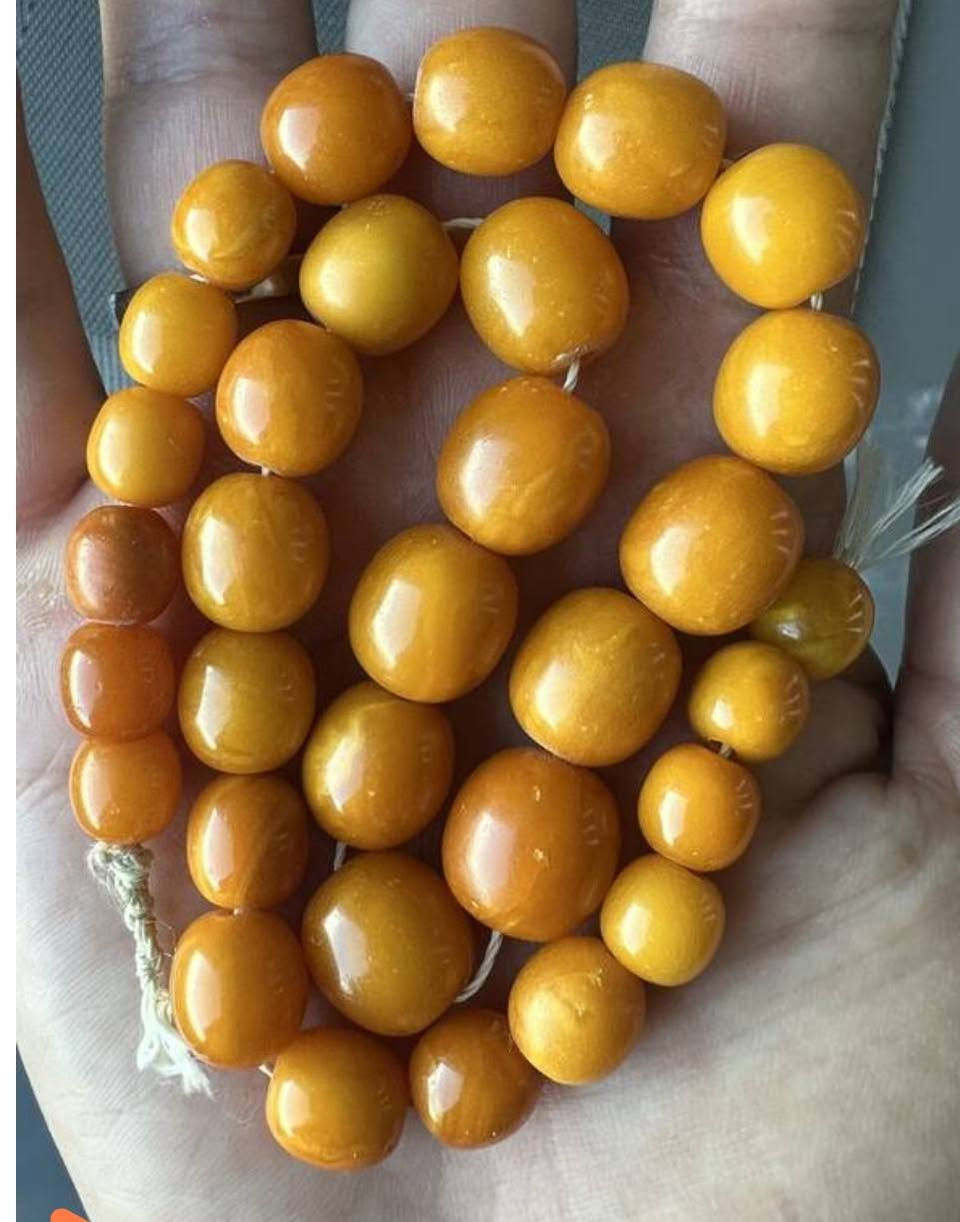 خرز كهرماني عتيق فاخر بسعر 3500 دولار شامل التوصيل، لعشاق التحف.
Elite antique amber beads $3500 price with delivery


**إذا كنت صاحب هذا الإعلان وتريد حذفه لأي سبب، رجاءا أرسل رسالة إلى الدعم الفني**