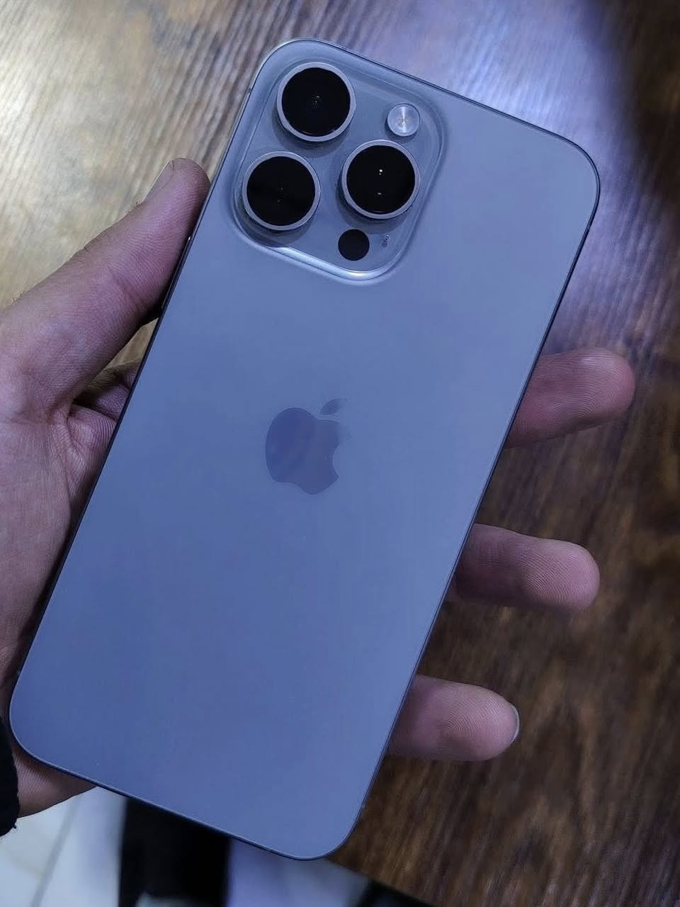 للبيع ايفون 15 برو ماكس
ذاكره ٢٥٦
بطاريه 89
اللون تيتانيوم
 شرق اوسط 
ملحقاتة فقط كارتونه
نظافة 100‎%‎
السعر1050
مكاني بغداد الشعله
***********

