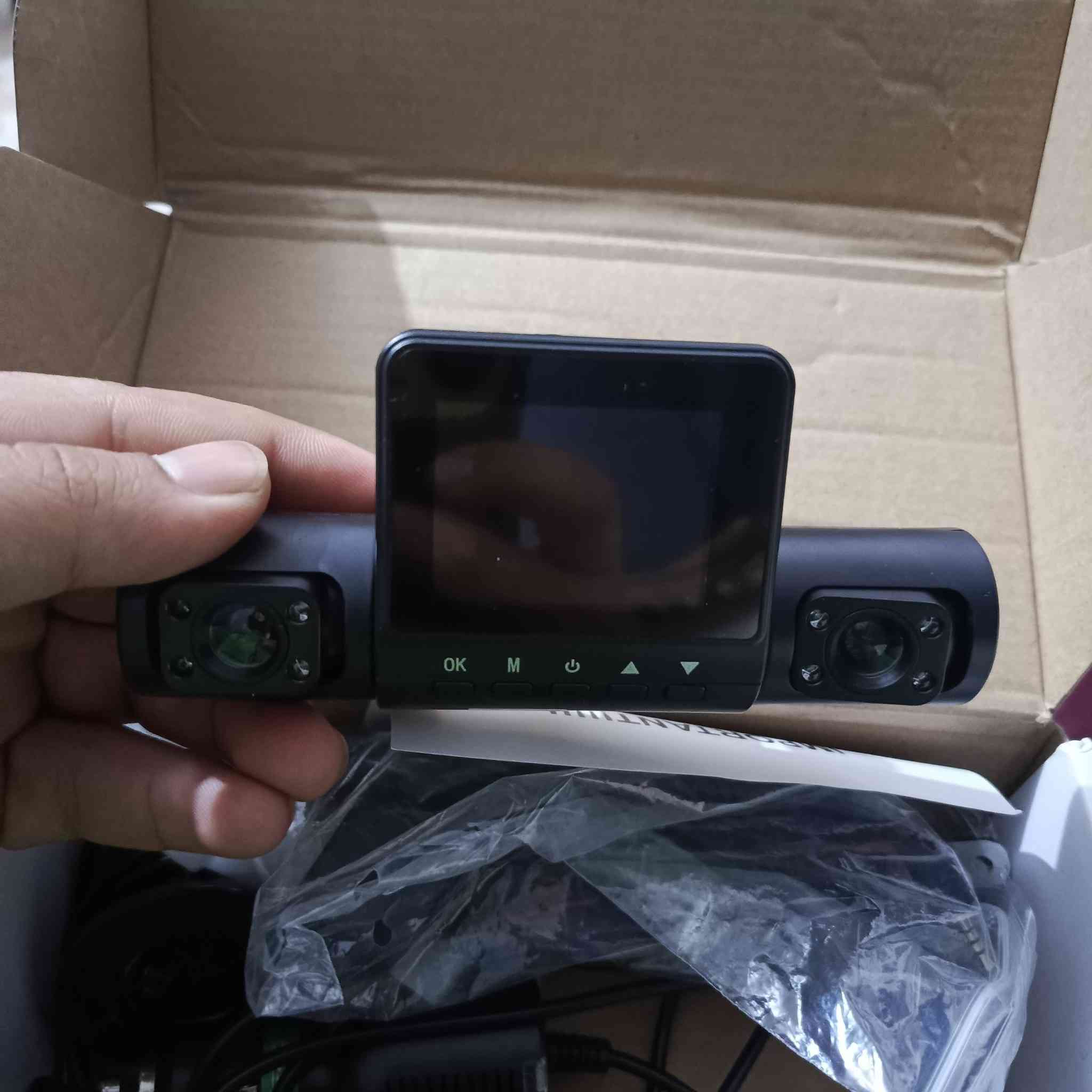 داش كام جديد كامرة امامية وثنين داخلية وحدة خلفية 25 الف قفل فول مواصفات يوجد توصيل واتساب ***********
