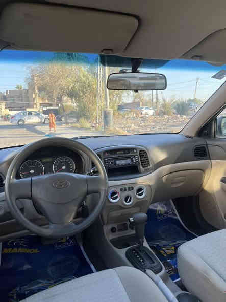 سلام عليكم اكسنت ٢٠٠٩ خليجي بدون ضربه قويه بيه جراد بلصفحه مال صدر وصبغ نص الجاملغ الوره السايق الخلفي السياره مو نضيفه جديده وعله ايدنه ماشيه ٨٥ حقيقي شرط اكتبه بلعقد كلشي بيه على وضع الشركه حته المسجل القديم موجود شادله شاشه وكامره موجوده الغراض القديمه محرك ١٦٠٠ لوك لا تنقيص لا تبخير خير من الله مكان السياره بغداد العامريه ***********
