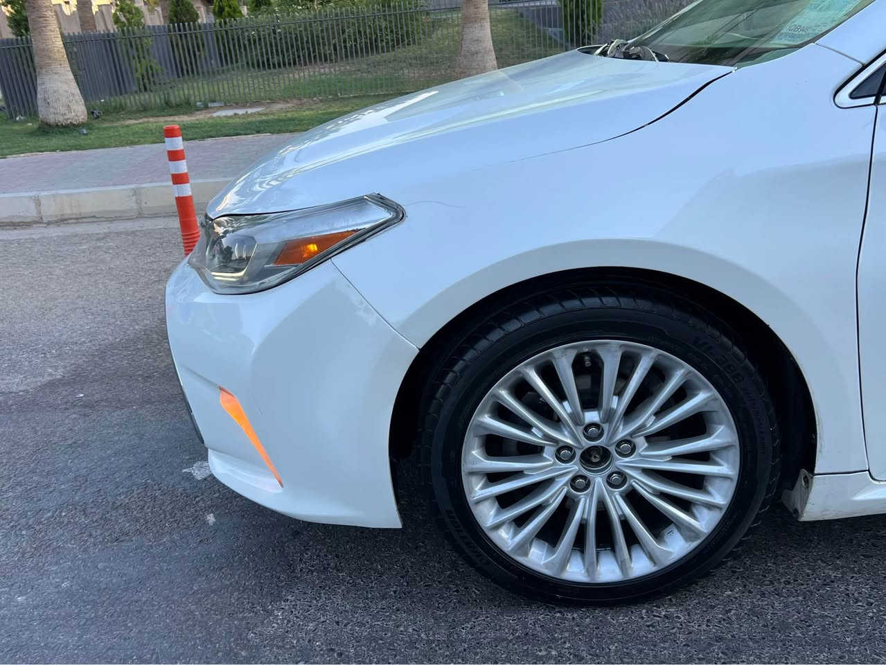 Toyota Avalon 2016 
٣ ى پارچةى سبوغة و ٣ تعديلى بچوكيشي هةية . نةرمة تةزرةكيشي هةية ديار نيية . سعرى 168$ و مجالةكى برايانة أربيل, العراق


**إذا كنت صاحب هذا الإعلان وتريد حذفه لأي سبب، رجاءا أرسل رسالة إلى الدعم الفني**