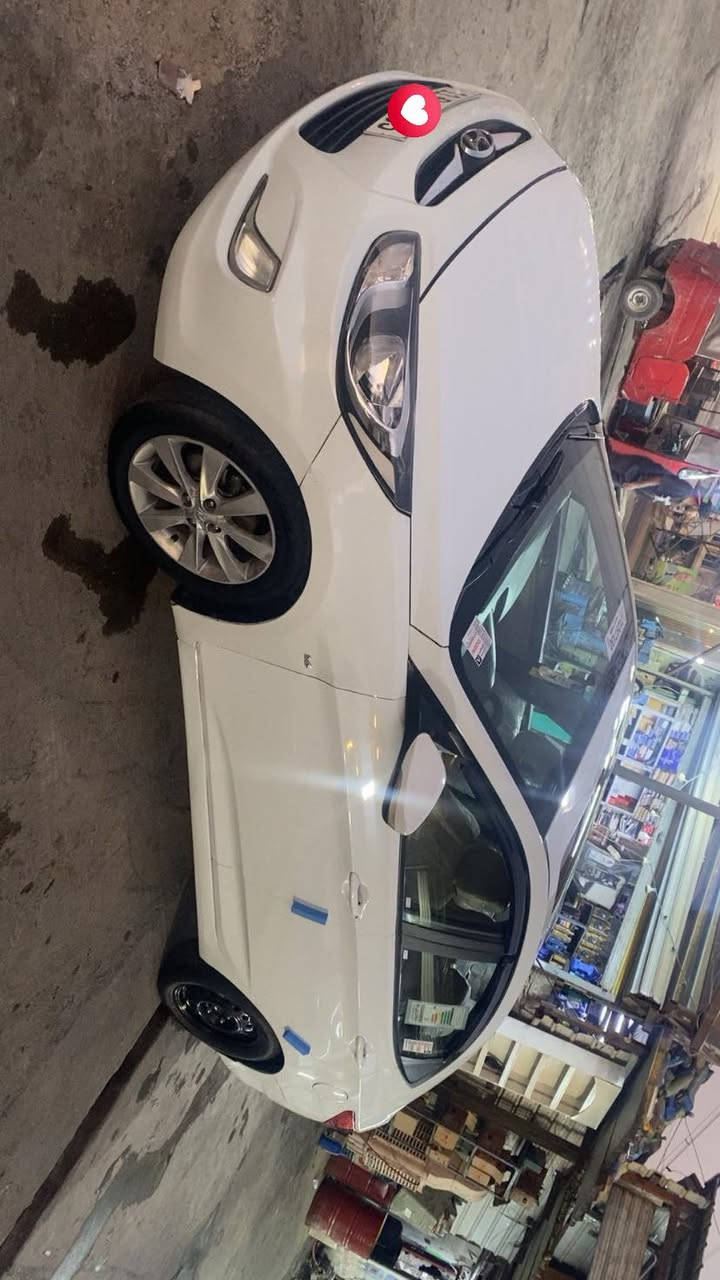 السلام عليكم اكسنت موديل 2011 بلو يعني فول فتحه 5 تجاوي بيهة ظرر جاملغ وبنيد للعلم السياره خليجيه رقم بغداد السعر 90  مكاني بغداد الغزاليه رقم الهاتف ***********
