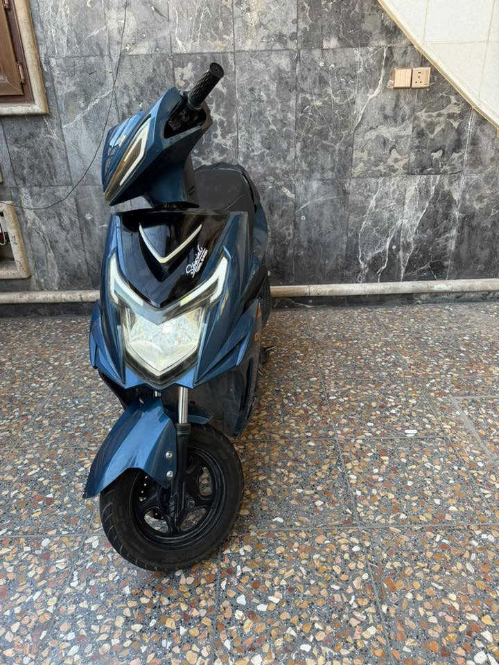 دراجة شحن خمس بطاريات سعر 650 وبيها مجال عنوان العامرية بغداد ***********
