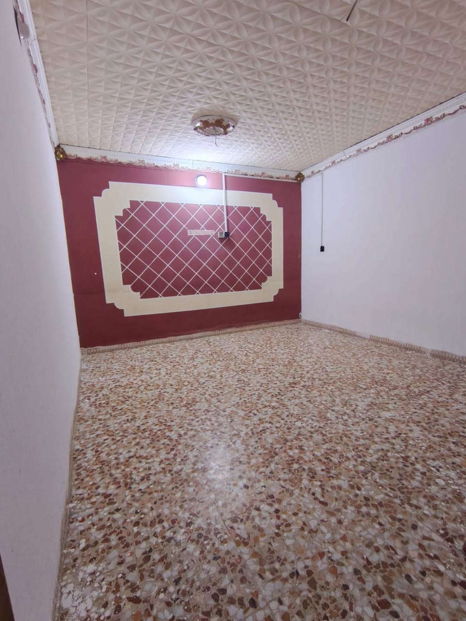 مشتمل لايجار يحتوي ع غرفه وطارمه وصحيات وصاله جبيره ومطبخ وحديقه
العنوان ابو غرق شارع الامام
ايجاره 250
#مكتب المصطفى للعقار


**إذا كنت صاحب هذا الإعلان وتريد حذفه لأي سبب، رجاءا أرسل رسالة إلى الدعم الفني**