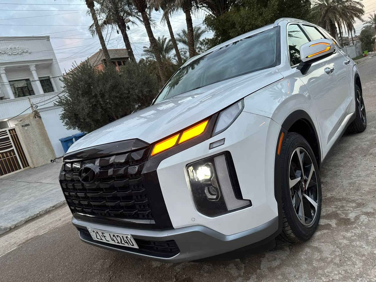 لسلام عليكم هونداي بلسايد / موديل 2022 ابيض
بيع مستعجل السعر ٢٢٠ وبيها مجال

رقم شمالي انكليزي ب اسمي

مكينة ٣٨٠٠

ستةسبندر

داخل اسود

فول مواصفات 

فتحة سقف

بصمة تشغيل وتشغيل عن بعد

شاشة كبيرة 

كشنات جلد 

كشن منفصل VIP

تدفئة كشنات

كشنات تحكم كهرباء

 منفذ شحن  هاتف كل المقاعد 

شحن لاسلكي

خزن وضعيات 

فول تحكم ستيرن 

مثبت سرعة 

تدفائة استيرن

جنطه كهرباء 

عاكسة كهرباء للاناره الخارجية

كشنات كهرباء

سايد بريك اوتو

وبعد بيه مواصفات مامذكوره مع صور الحادث بالمنشور

٥٣ ميل /مكاني بغداد

لمعرفة السعر والتفاصيل الاتصال ***********
