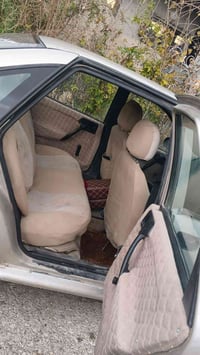 اوبل فيكترا مكينة 20.... كير عادي .....  رقم سليمانية......  السيارة م...