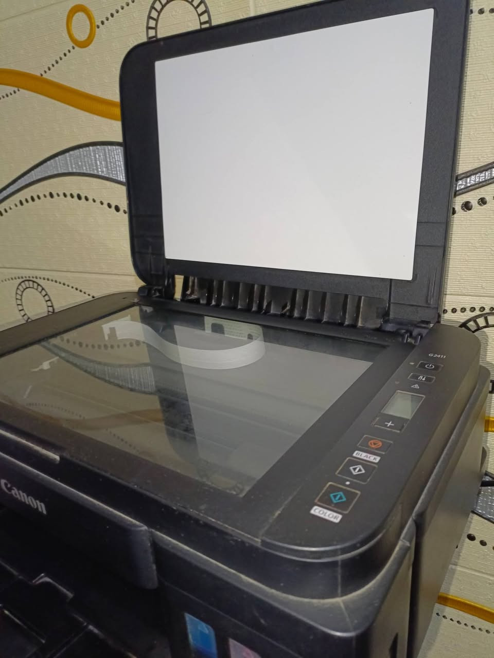 طابعة Canon PIXMA G2411 ملونه سعرها 75 شغاله ع الفحص.. العنوان كربلاء


**إذا كنت صاحب هذا الإعلان وتريد حذفه لأي سبب، رجاءا أرسل رسالة إلى الدعم الفني**