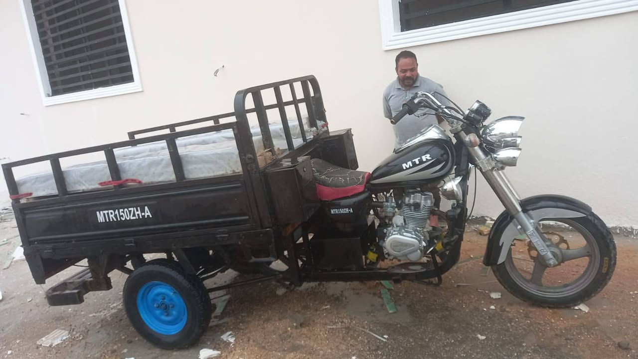 السلام عليكم ستوته للبيع 2014 هذا رقم ***********
اوراق
