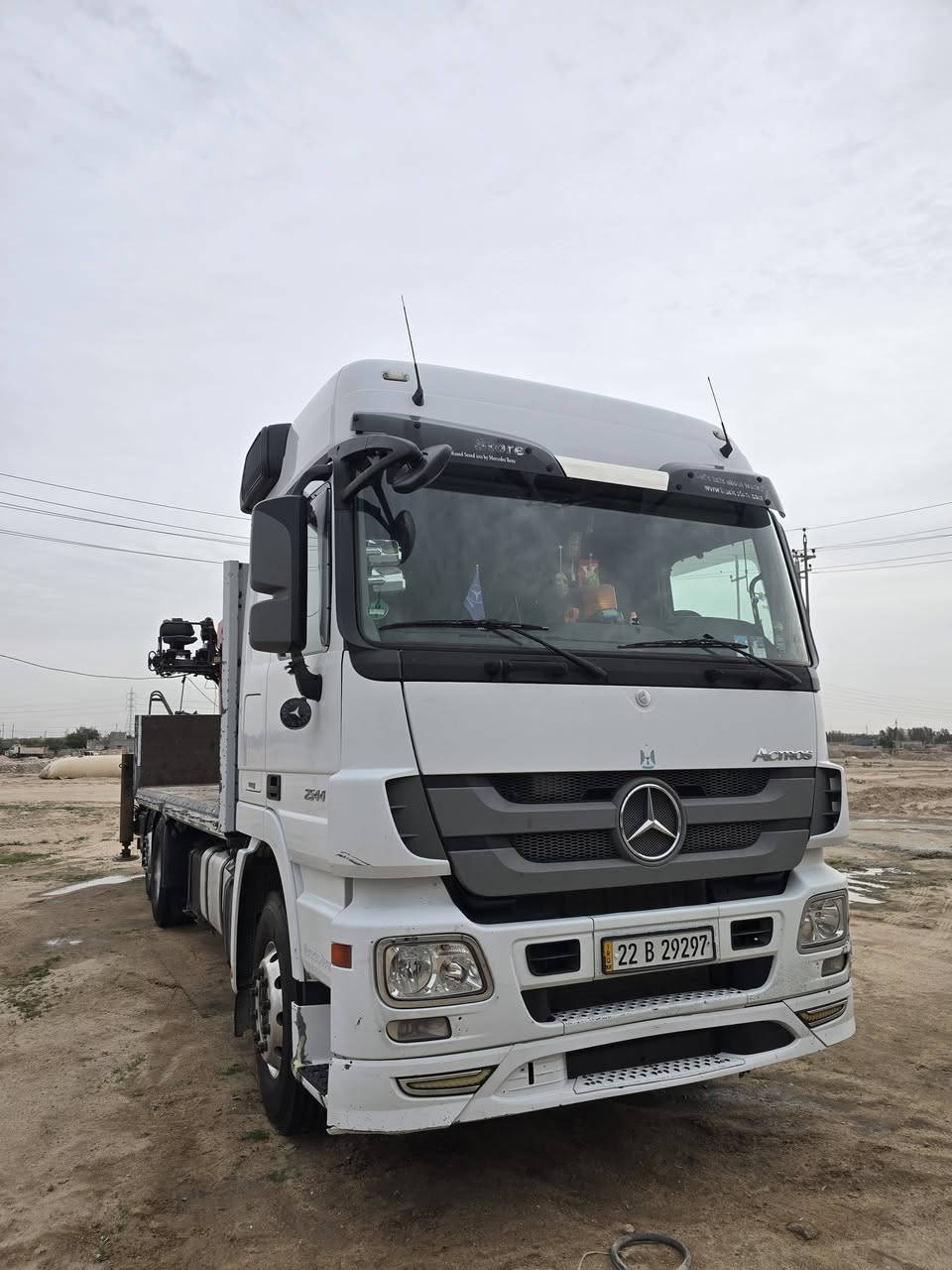 كرين البيع
فول مواصفات 
نتصل ***********
***********
