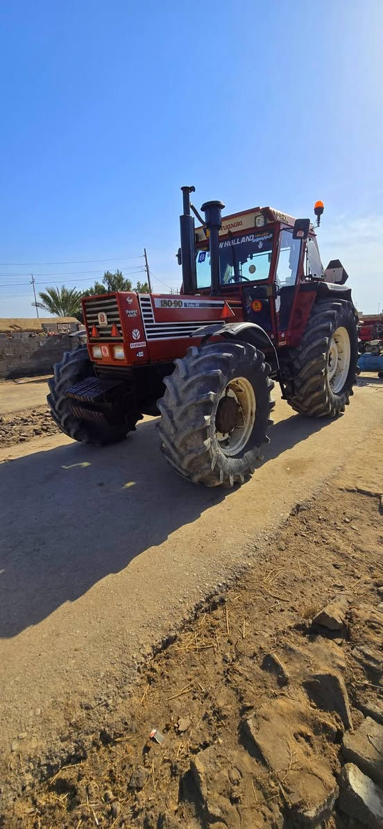 السلام عليكم
مكينه للبيع 180 نص اوتماتيك فول مواصفات اكسن بارز شاصي حنيه تكمه عريضه مكينه جاهزه تخم تاير كهربائيات تبريد كله شغال شراي اتصال علرقم ***********
