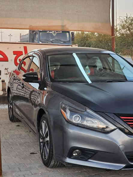 سلام عليكم لبيع نيسان التيما 2017 رقم اربيل بسمي مواصفات SL بصمه تشغيل وبصمه ابواب كشنات تدفئه كشنات كهرباء تشغيل عن بعد رادرا جانبي تبريد قطعتين كشنات بلادي جلد  بانيد مغلف كاربون حادثها سعر 130 وبيها مجال تصل على رقم ***********
