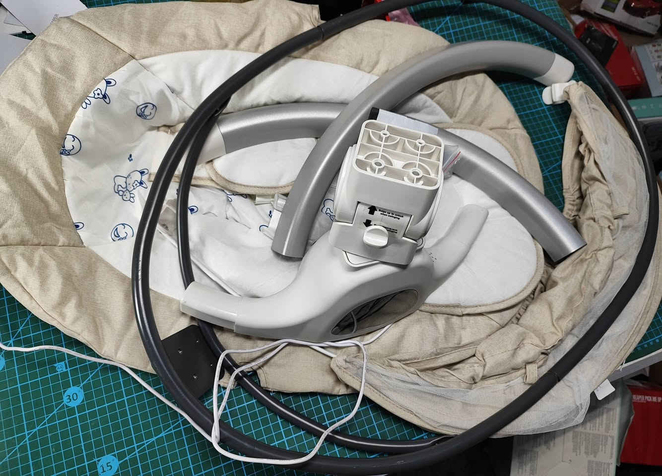 كرسي هزاز اللون البيجي 
وياه سبيكر 
35 الف


**إذا كنت صاحب هذا الإعلان وتريد حذفه لأي سبب، رجاءا أرسل رسالة إلى الدعم الفني**