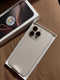 16 pro max  ذاكرة 265 بطارية100% دورات الشحن 140 نضيف جداَ سعرة مليوون...