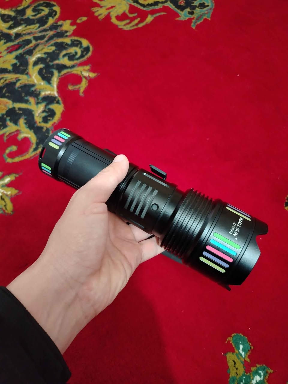 لایتی راو شه وقیکی به هیز لیزه ری
kh-w513)
قوه تی پاتری 18650 وات
4 پاتری لەگەلە 
پاوەر بانکە دەتوانی موبایل پێ شەعن بکەیەوە 
گەیاند هەیە بۆ هەمو شارەکانی کوردستان و عێراق 
*********** ژمارە موبایل سوران, أربيل
