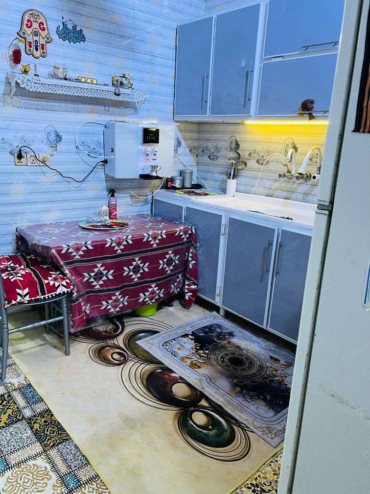 بيت طابق  اونص ميلاد  بل ٨٥ بناء ٢٠٢١ اساس وسقف كله صب مركزي بناء جناي كاشي سيراميك البيت نضيف الطابق الأول غرفه وصاله ومطبخ واستقبال صحيات داخليه وخارجيه الطابق الثاني غرفه وصاله وصحيات السعر ١١٠ مبادره ما ابيع  استفسار عل الرقم ***********
