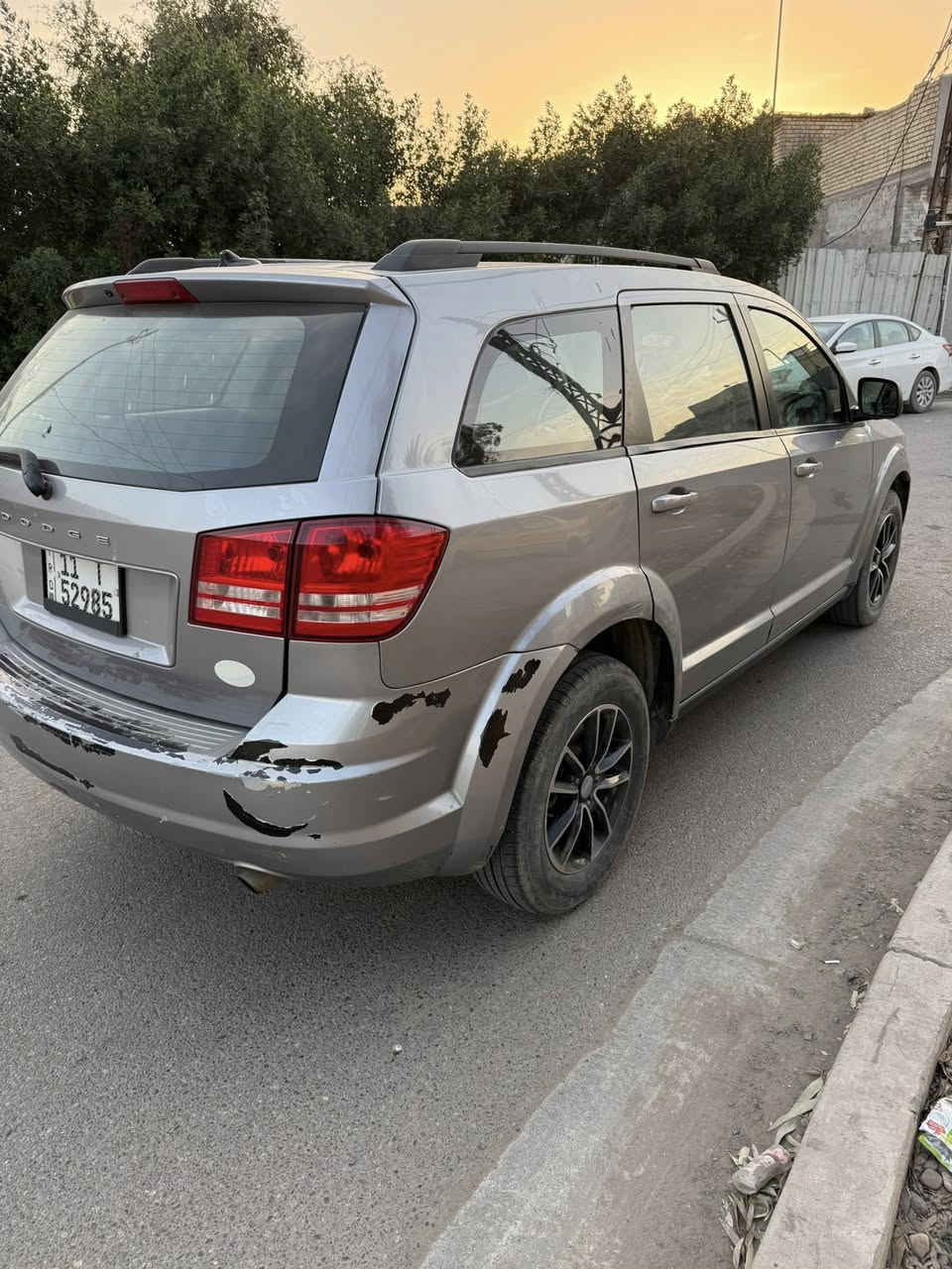 السلام عليكم جورني2018 وارد أمريكي جاملق خلفي وباب مبدل بالعراق ولونه يختلف مبين بالصور مكينه أربعه سلندر سبعه راكب السياره جاهزه السعر 118$وبيه مجال الاستفسار *********** مكانه بغداد
