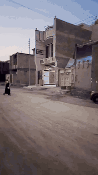 قطعه ارض بمنطقه الثعالبه قرب المدخل بمحله 371 بسعر 53 وبيها مجال للشرا...