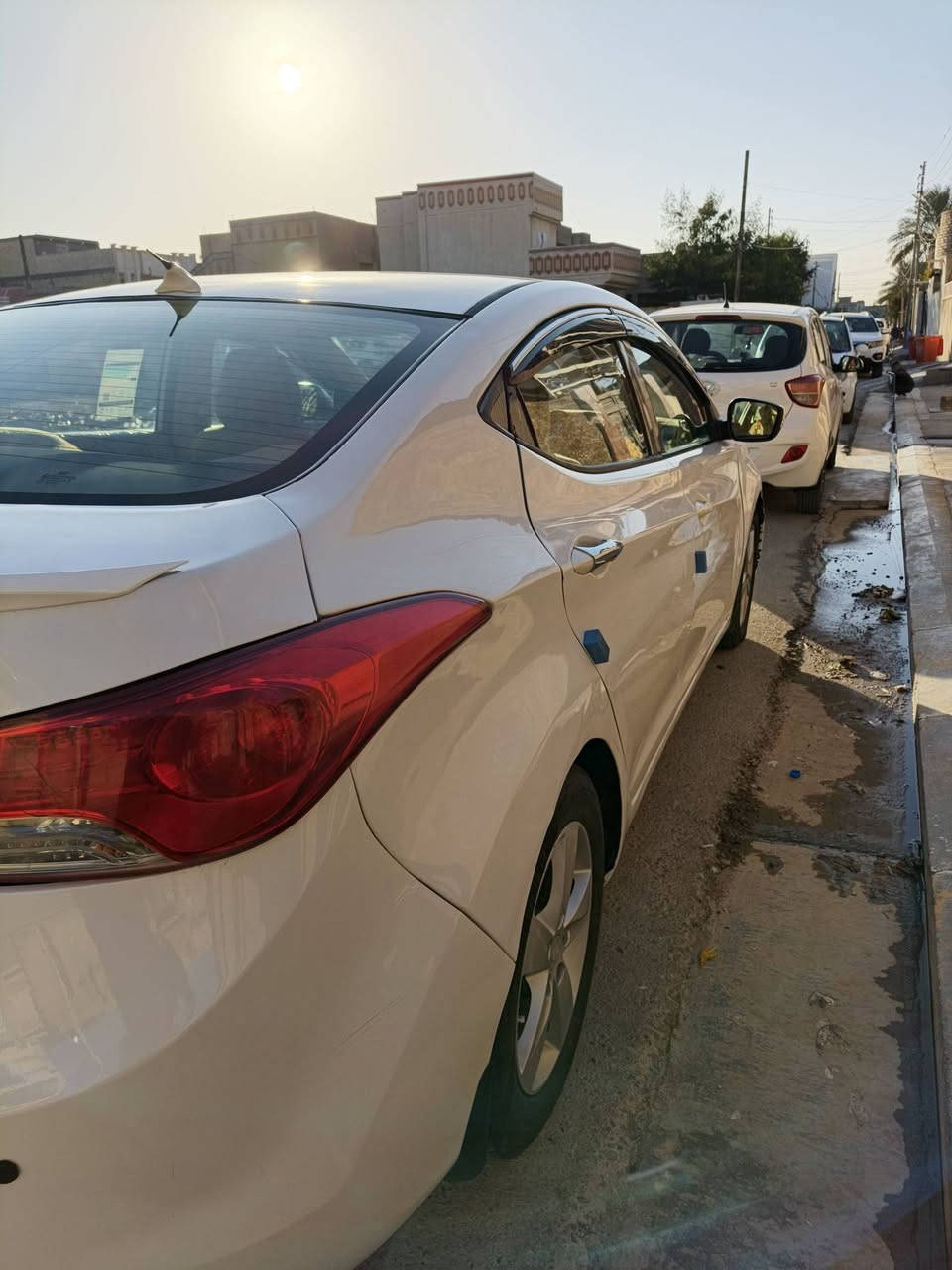 السلام عليكم
النترا 2013 خليجي فول مواصفات
سياره جاهزه من كل شي 
كير / محرك تجفيت جديد/ تبريد / تدفئه / صدر / كهربائيات كامله/ كله جديد / تخم تاير جديد
رقم انبار سنويه جديده هزه جديده
سياره مصبوغه عام اثر جراد وشخوط وسونار موجود
سياره بيه ضربه بالصندوق وجاملغ 
بجم كبس سياره كولش نظيفه وبعد احلى من صور دواخل جديده ما ناقصها اي شي متعوب عليها
السعر 100
العنوان الأنبار - الفلوجة
***********
