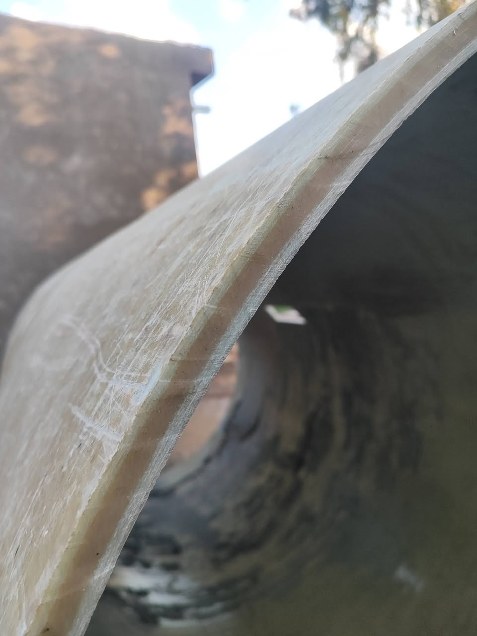 سلام عليكم ورحمه الله وبركاته للبيع بوري سعودي اصلي جي اربي طوله 3ونص وارتفاع متر  وعشرين يستخدم مخازن مياه ثقيله مكان بابل حله سعر قيم بما يرضي الله رقم الهاتف ***********
