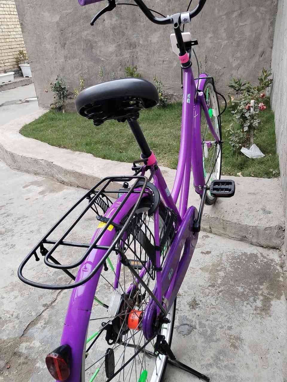 سلام عليكم بايسكل البيع لون مميز بنفجسي موديل21اصلي بايسكل حلو نضيف جمبازي هوه والغراض شركه بي دي الغراض يدات مسطرات عدد5 فسفوارات10 سهم واحد(سعر125الف) فقط وبي مجال العنوان بغداد العبيدي فلكه حي نصر رقم(***********)
