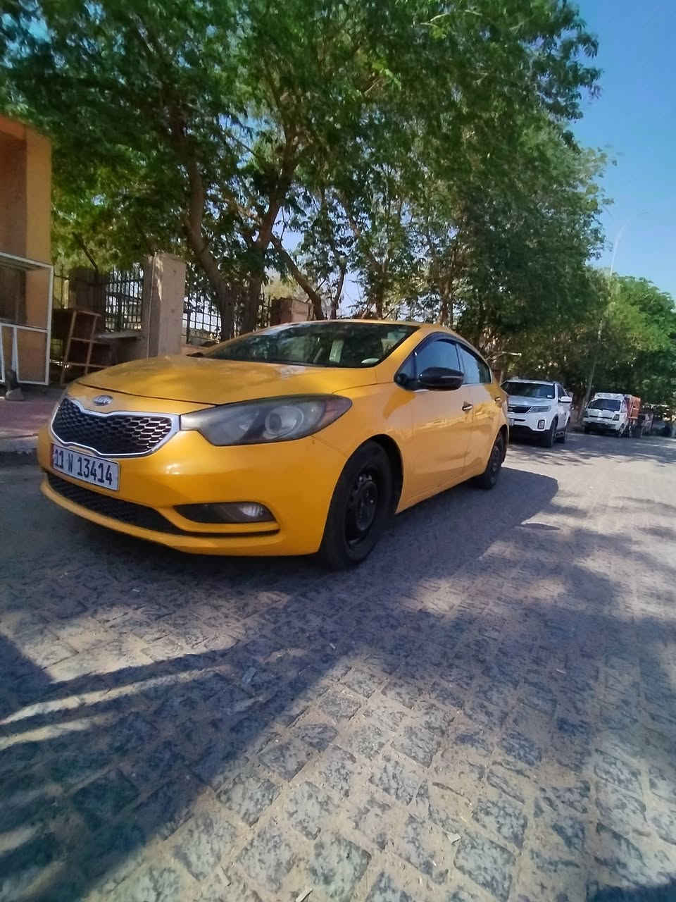 للبيع... او مراوس بخصوصي
.....
فورتي 2014 فول LMETED
وارد امريكي حادثهه جاملغ ايمن وخشم البنيد
لونها الاصلي اسود 
.....
المواصفات..

بصمه بوب
بصمه جنطه
بصمه تشغيل
كشنات كهربائي
تدفئه تبريد كشنات خلفي امامي
فتحه سقف بنوراما
محرك 2000
الكير ايت تي
تخم تاير جواهه
بلك جديد
نوزل جديد
جويتر جديد
فيت بم اصلي شركه
ارضيه سياره جديده وممتازه
كهربائيات جاهزه
سياره خير من رب العالمين
...
ملاحضه السياره مبدل المنضومه التبريد جديده
واكف عندي الكمبريسر وعندي وصل مال تبديل الفريز قبل 10 ايام وبدلت بخاخ تريد تبدل كمبريسر جديد تريد مال قطع هاذ بقت يم اليشتري 
...
سياره جاهزه كبل للشارع شوفت عينك
..
... ملاحضه تره الاصفره كله لازم يكون بي طخه لو رصعه زغيره مو تجي وتلكالك رصعه وحده بل دعاميه تكلي ما كتلي تره رصعه بكل سياره موجوده وهوه هاذ الاصفر والتكسي من اكلك رصعه يجوز تلكه وحده لو ما تلكه بس مقصد كلام نشالله فهمت...
الاستفسار الاتصال على الرقم هذا
السياره بسمي السعرر 90 وبيهه مجال للجنايه
***********
