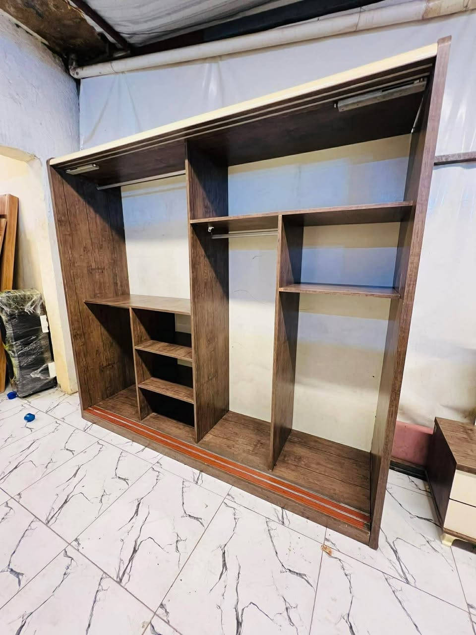 غرفة نوم مستعملة🇹🇷
نضافة٨٠ ٪💯
عدد القطع / 5
نضام / أبواب 💢 
سعرهة 500🔒
شد ونقل داخل بغداد مجاني🚛
يوجود توصيل محافضات

هدية 🎁 طابورية اضافية


**إذا كنت صاحب هذا الإعلان وتريد حذفه لأي سبب، رجاءا أرسل رسالة إلى الدعم الفني**