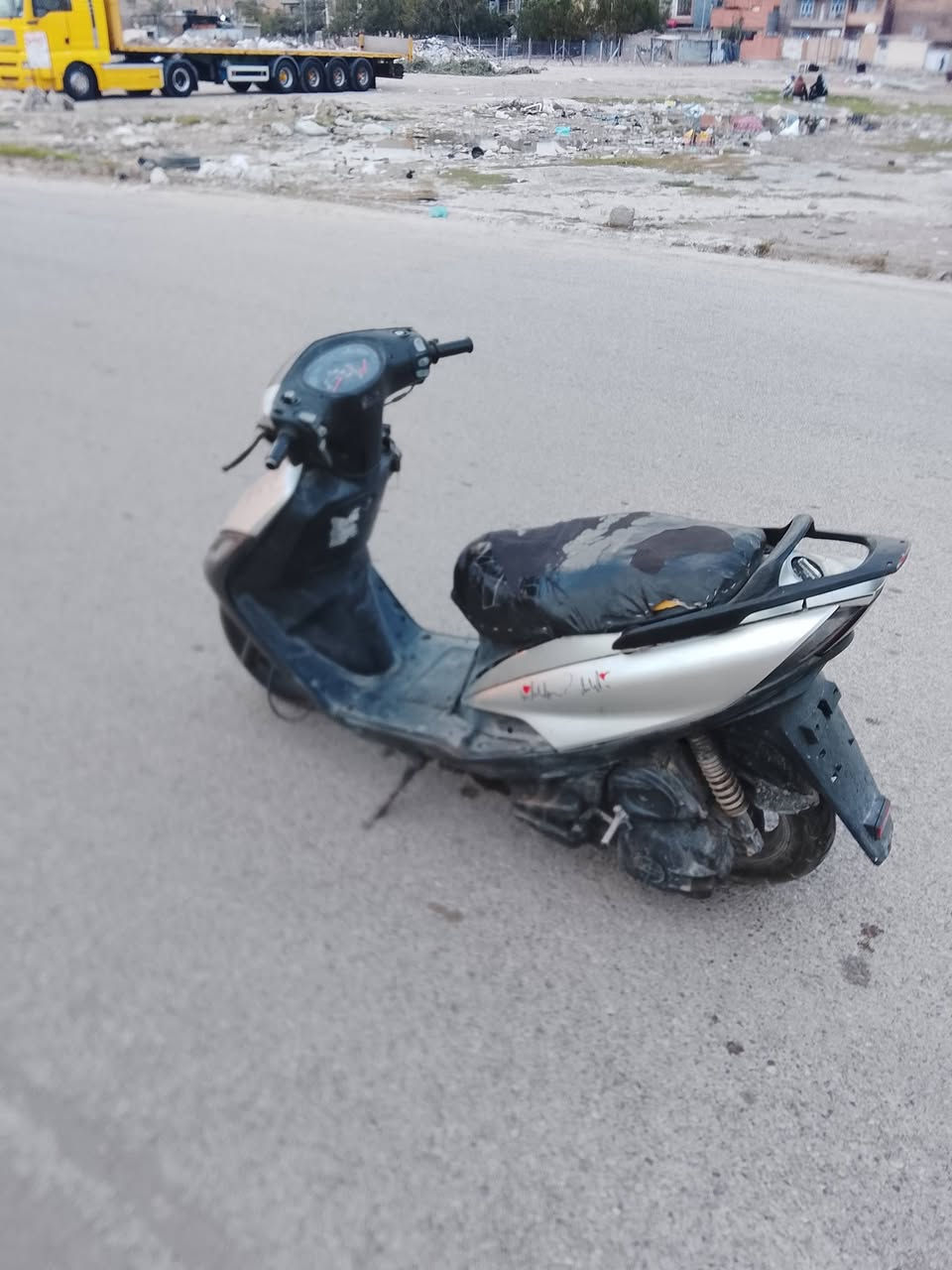 سلام عليكم دراجه ماكس ثعلب البيع محرك ناعم صوته محرك بلادي  مكاني بعقوبة التحرير سعر 325 //***********
