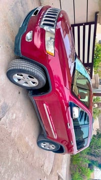 جيب لاريدو 2012 امريكي كلين تايتل مكفوله من الصبغ محرك وكير خير من الل...