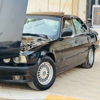 بي ام دبليو 525 • ١٩٩٠ • رقم دولي